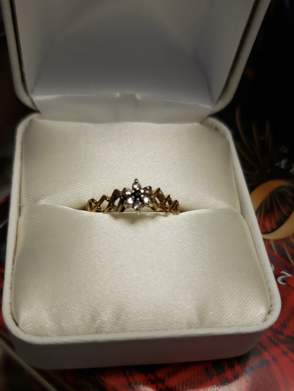 Vintage Unique Delicate Gold Flower Cluster Ring with White Accents